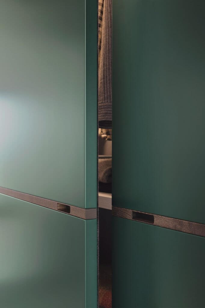 Modèle Middle - dressing à portes coulissantes coplanaires Uni-K Concept Intérieur